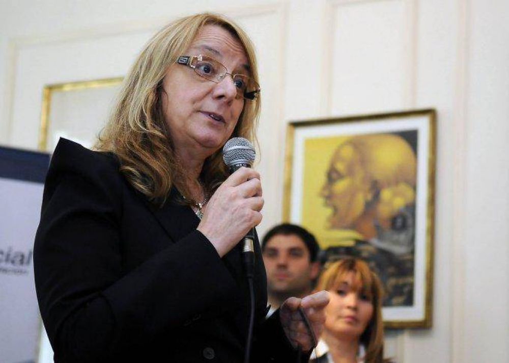 Santa Cruz: Luego de 51 d�as de paro, los docentes cerraron un primer acuerdo