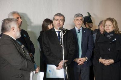 �No me sorprende Alperovich�, dispar� Cano