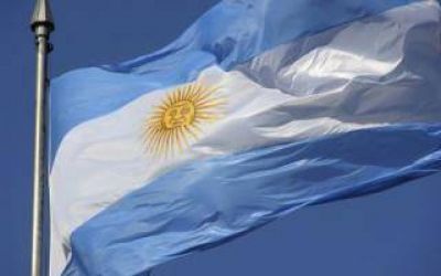 Actos por el D�a de la Bandera en Lan�s