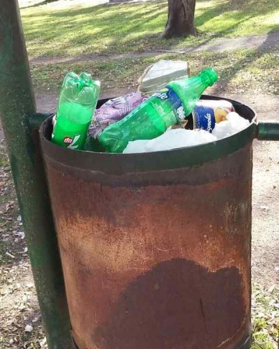 RECLAMO POR RESIDUOS QUE LLEVAN DOS MESES EN LA PLAZA LA TOSQUERA