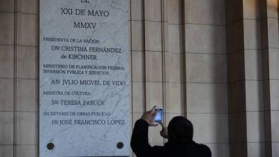 L�pez, un eslab�n clave para los negocios millonarios de B�ez
