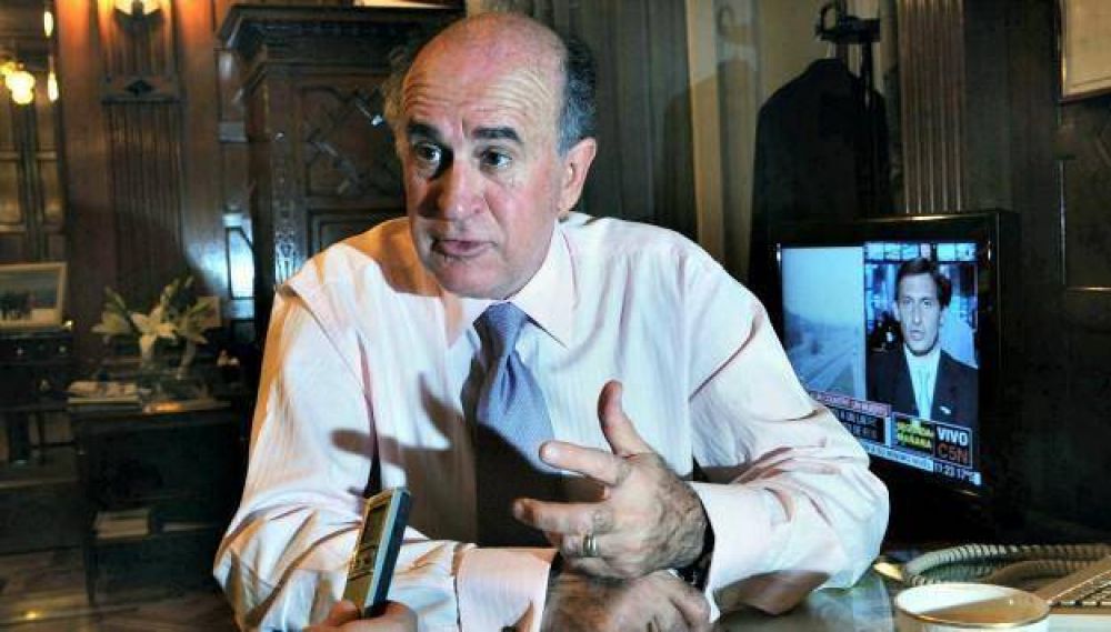 Parrilli contra Alperovich: ��l puso a L�pez en la lista de diputados�