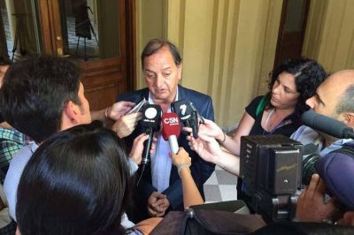 Linares buscar� dar celeridad a las obras nacionales en Comodoro