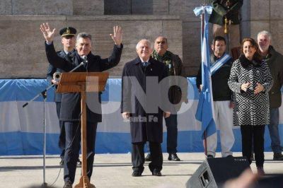 Lifschitz y Macri, entre los sue�os de Belgrano y los deseos para el futuro