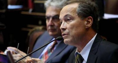 Presentan amparo judicial para frenar el tarifazo