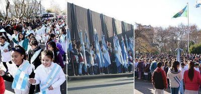 Cientos de estudiantes de Brown y Echeverr�a juraron lealtad a la Bandera