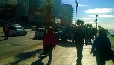 Cerca de cien mil personas eligieron Mar del Plata saturada de polic�as �por cu�nto tiempo?