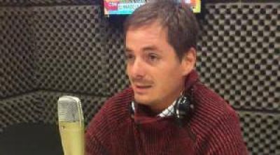 Contaminaci�n: un funcionario de ambos lados del mostrador