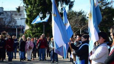 Tagliaferro falt� al acto por el D�a de la Bandera