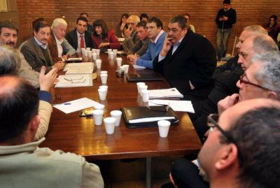Acuerdo con San Juan: admiten que se pag� con vino intervenido