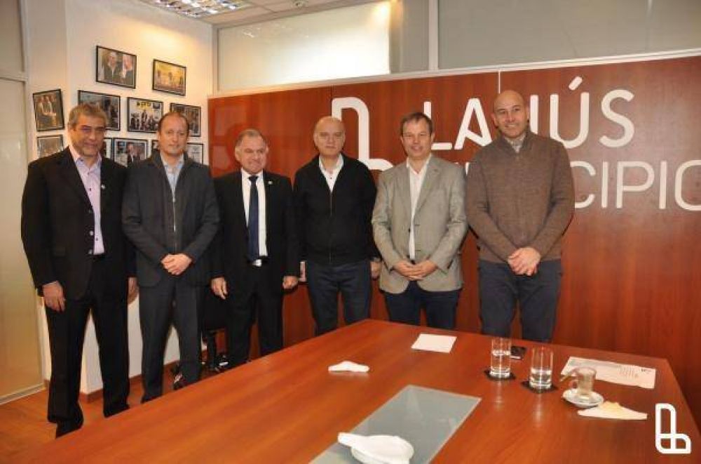 Intendentes encabezaron la primera reuni�n del �Concosur�