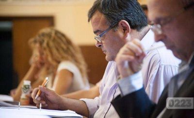 �No sabemos qu� pas� con $11 millones que le mand� Jos� L�pez a Pulti para el centro de salud de Bat�n�