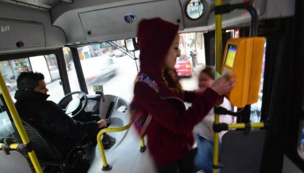 Boleto: acuerdan tocar la tarifa en noviembre
