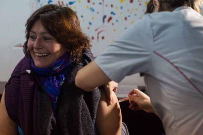 Salud lleva aplicadas m�s de 53 mil vacunas contra la gripe