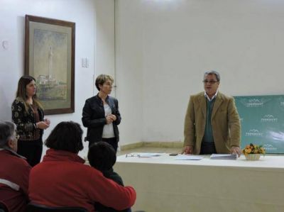 Sergio Bordoni entreg� escrituras