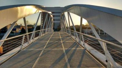 En una semana finalizar�an las obras en el t�nel y la pasarela de calle C�rdoba