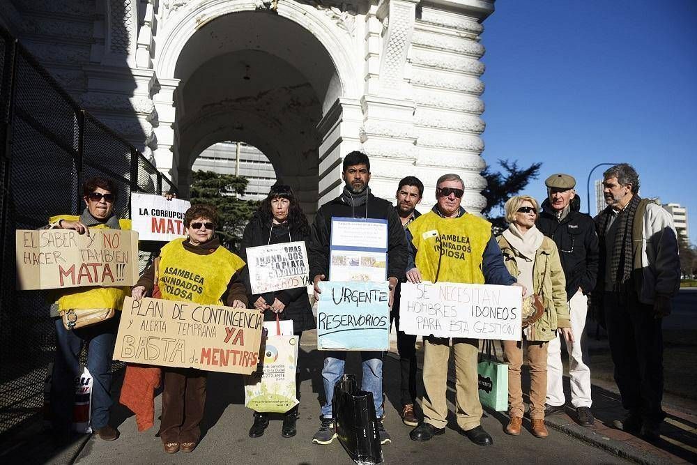 Asamblea de inundados denuncia que s�lo se hizo el 40% de las obras hidr�ulicas