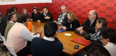 La UCR no le tuvo piedad a Capitanich y tras el procesamiento ordenado por Servini de Cubr�a exige su inmediata renuncia