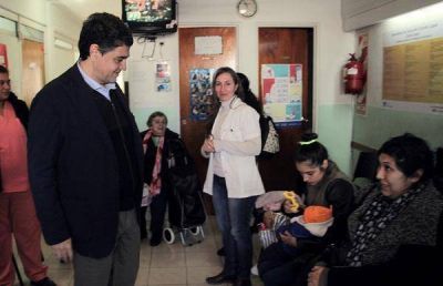Jorge Macri recorri� la UAP Barreiro Aguirre y prometi� mejoras edilicias