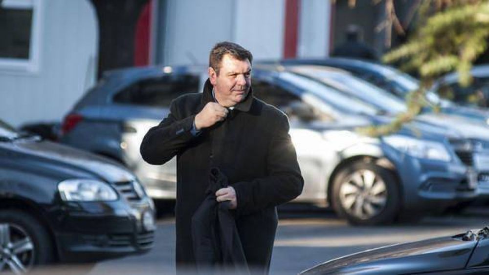 Despu�s de 8 a�os, procesan a ex funcionarios y empresarios por aportes a la campa�a de 2007 de Cristina