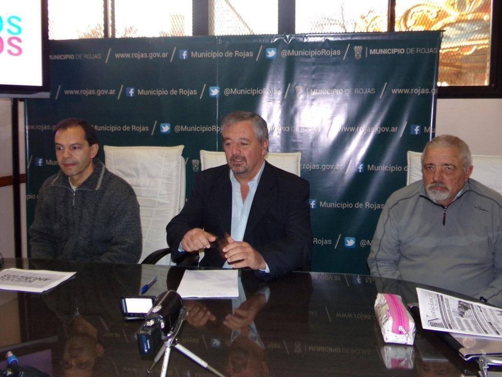 Rossi anunci� la construcci�n de 100 viviendas y el reasfaltado total de la ruta 30