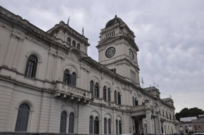 Por el D�a del Trabajador Estatal, el lunes no habr� actividades en la administraci�n provincial 