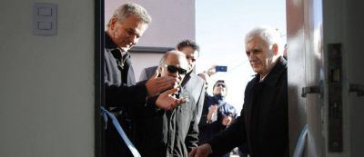 Se entregaron viviendas correspondientes a UOM, Sutiaga y Petroqu�micos