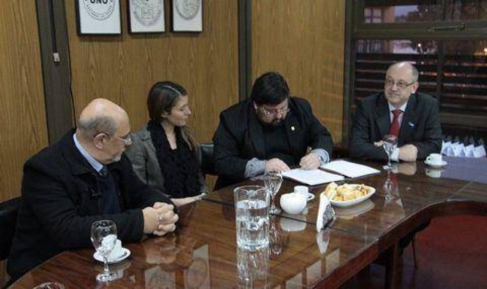 Firman acuerdo de cooperacin las tres universidades nacionales de la provincia