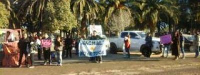 U�ac retoma el di�logo con los asamble�stas en J�chal