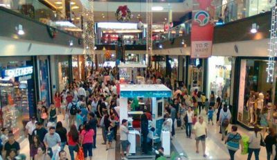 Gestionan vuelos para hacer paseos de compras entre Chile y Argentina