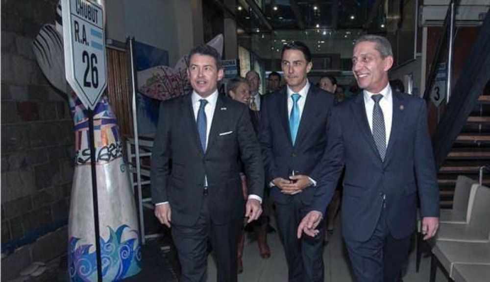 El embajador de EE.UU. manifest a Arcioni el inters de empresas norteamericanas en Chubut
