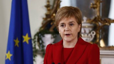 Escocia rechaza romper con Europa y busca un refer�ndum