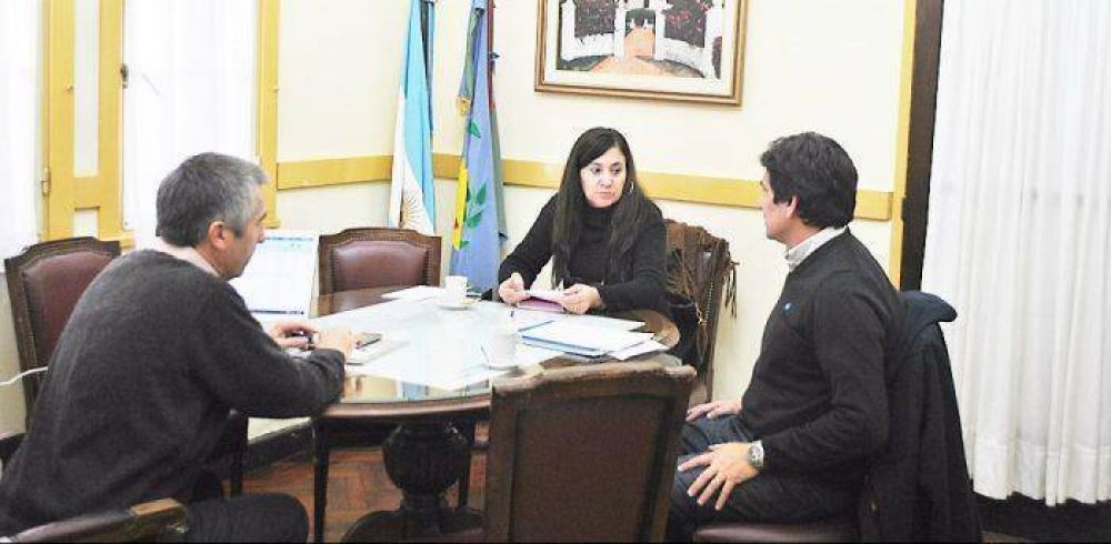 Secretarios Municipales se reunieron con el titular de la oficina local de PAMI
