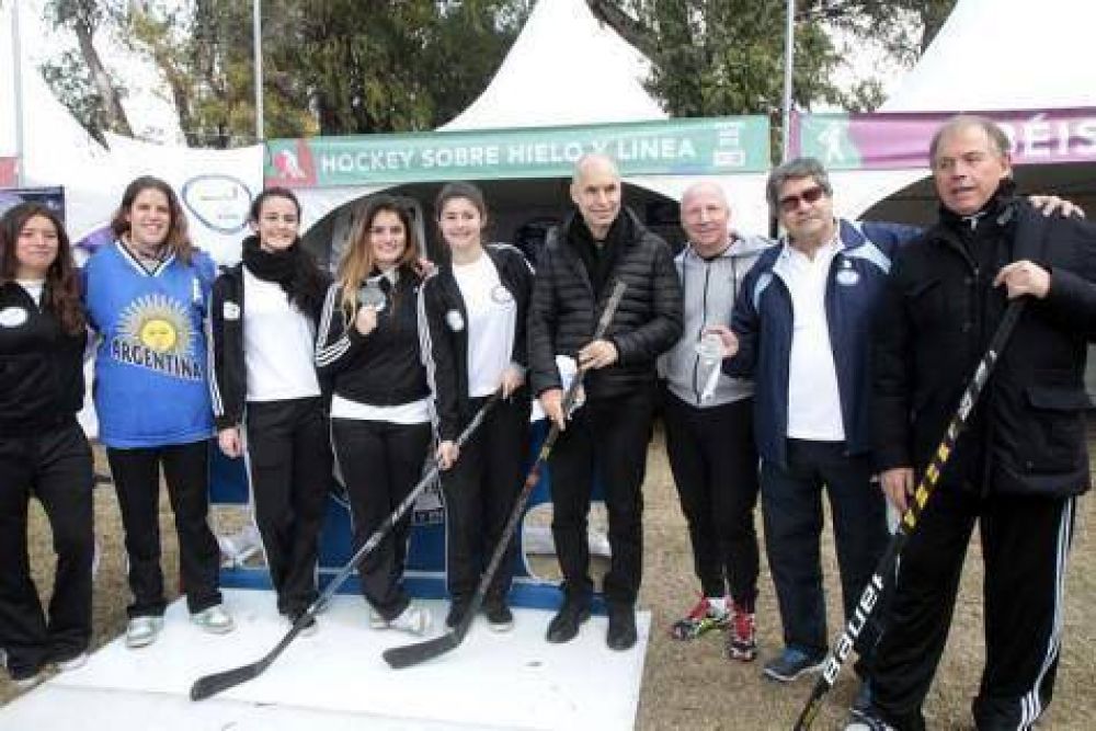 Entre el �compromiso� y la realidad del deporte