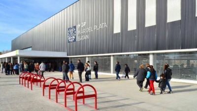 Volponi: �Los Polideportivos de Colinas y Las Heras tienen fallas de construcci�n�