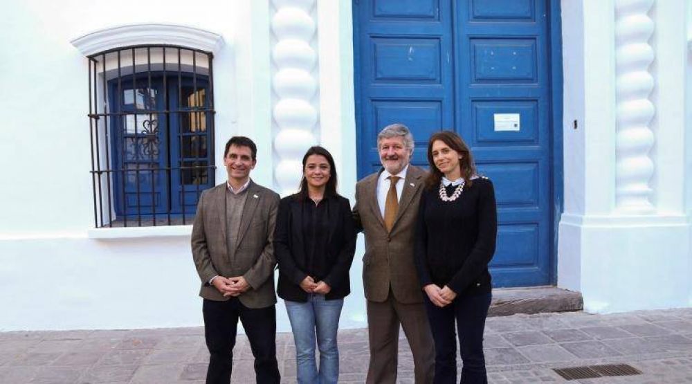Lanzan nuevos programas para impulsar la Econom�a Social