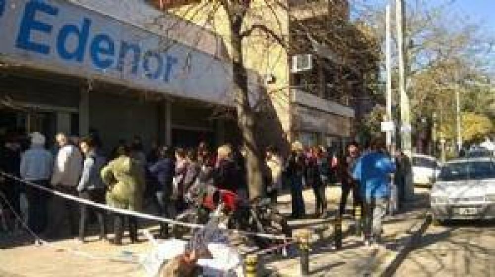 Con apagones, avanza el amparo por la luz