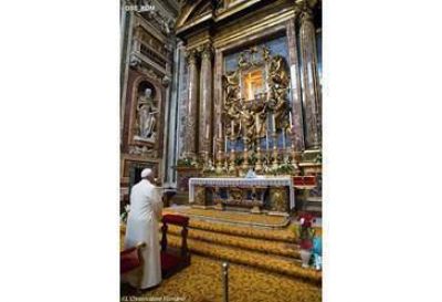 El Papa agradece a la Virgen Mar�a por su viaje a Armenia
