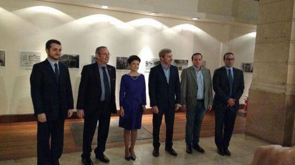 La DAIA particip� del cierre de la exposici�n �XXVI siglos de historia jud�a en Georgia�
