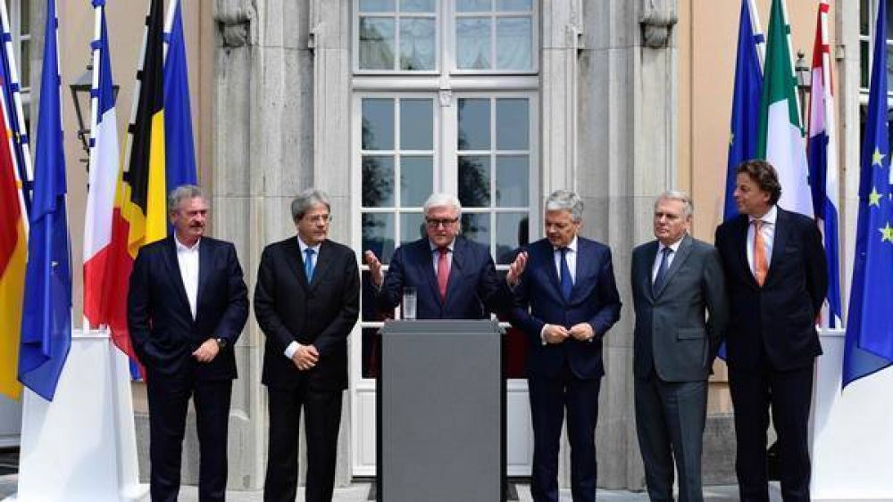 La Uni�n Europea presiona a Londres para que acelere la salida