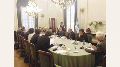 Lleg� la misi�n de la OCDE: se reunir� hoy con Prat-Gay, Malcorra y Todesca