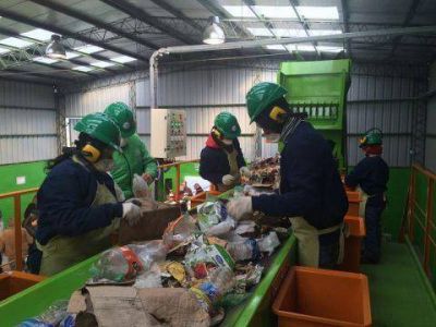 Comienza a trabajar la Planta de Tratamiento de Residuos S�lidos Urbanos de Tres Arroyos