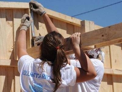 �TECHO no deber�a construir si hay conexiones clandestinas�