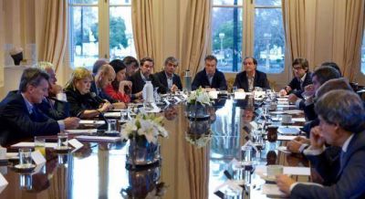 Messi y Tinelli, temas centrales de la reuni�n de gabinete de Macri