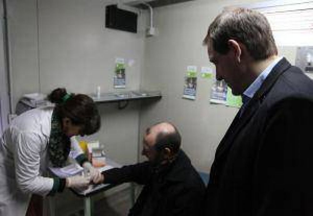 GARRO EN TESTEOS DE VIH: �QUEREMOS QUE TODOS TENGAN LA POSIBILIDAD DE HACERSE LAS PRUEBAS�