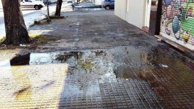 Piden que ABSA comience a solucionar los desbordes cloacales