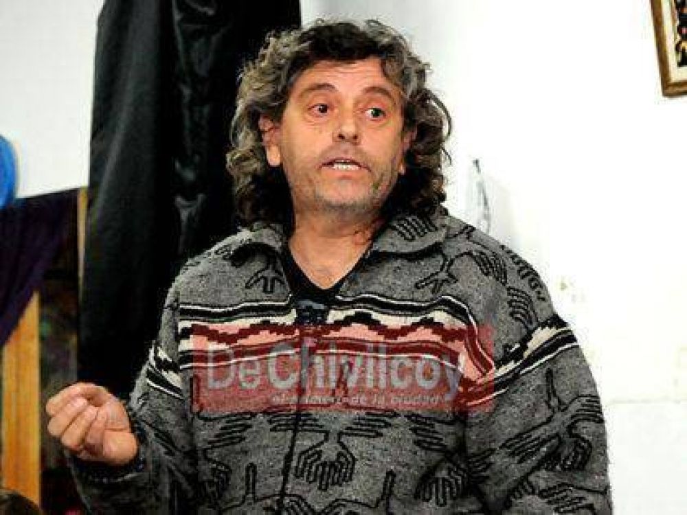Julio Andenucci: �No puede haber un desfile de estilo militar en Chivilcoy; ser�a un retroceso�