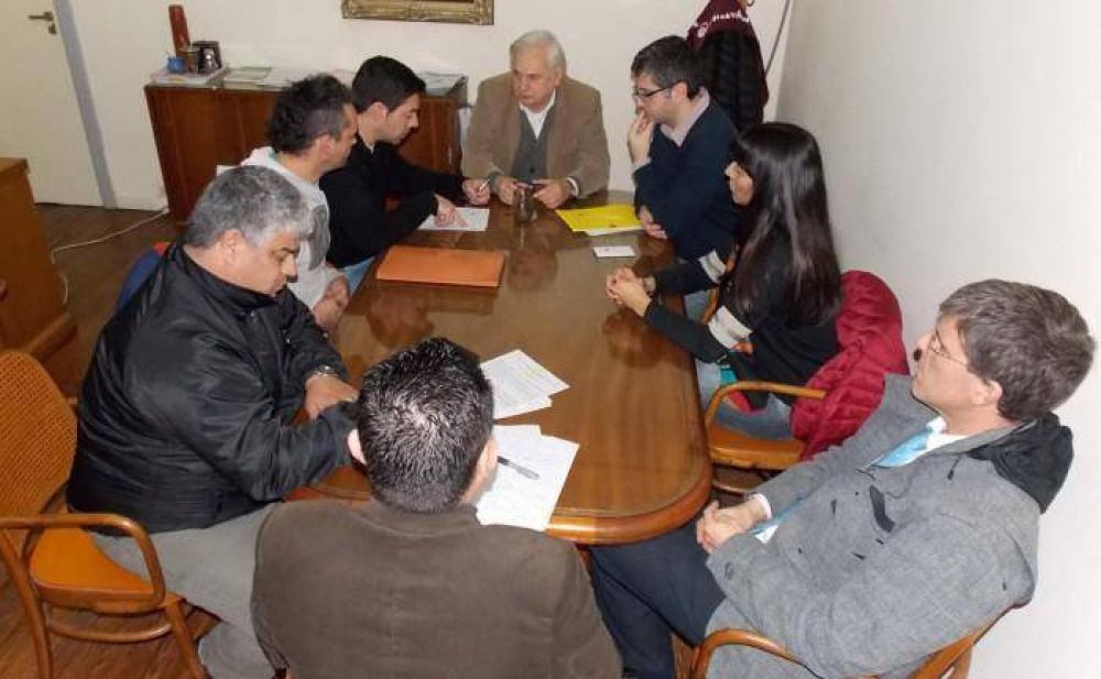 NEGOCIACI�N PARITARIA CON ATE