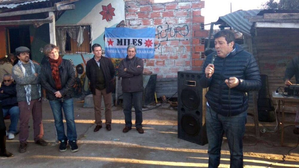 Fernando Esteche, junto a Gabriel Mariotto y Amado Boudou: 