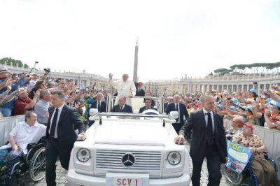 El Papa: �Las obras de misericordia no son teor�a, sino testimonio concreto�